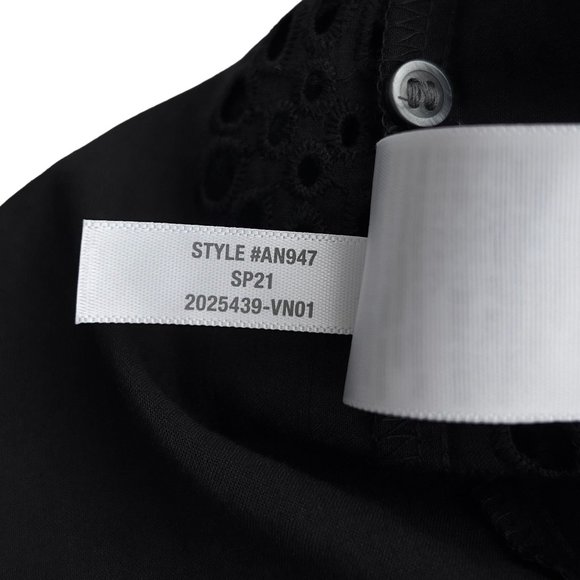 NEW MADEWELL Black Cotton Daisy Eyelet Flutter-Sleeve Yoke Top Size XS NWT 0037 - Picture 7 of 10